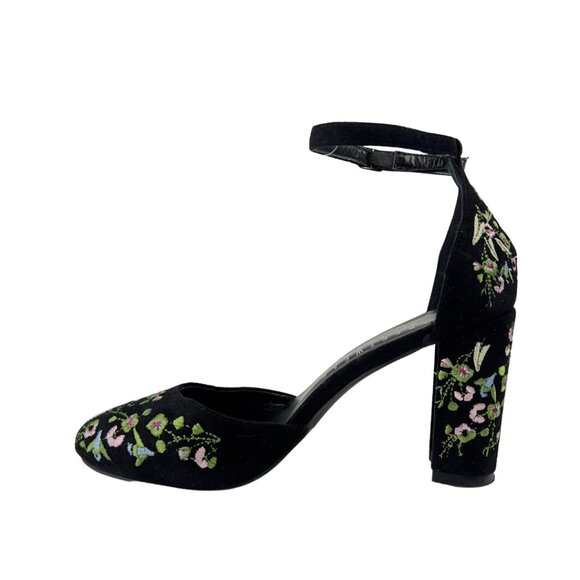 Streetwear Society Round Toe Block Heel Shoe with Ankle Strap and Floral Embroid - Picture 3 of 5